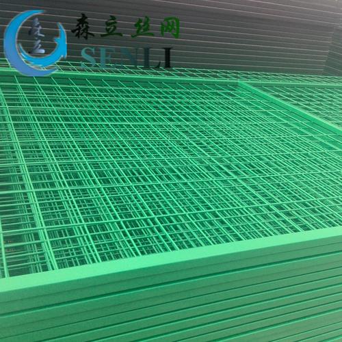 工厂直销框架护栏网 高速公路护栏网 出口质量十年免维修